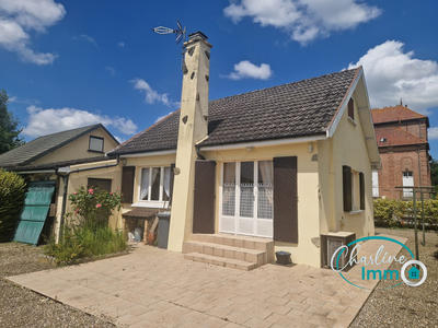 Maison - 5 000 m² - 3 pièces