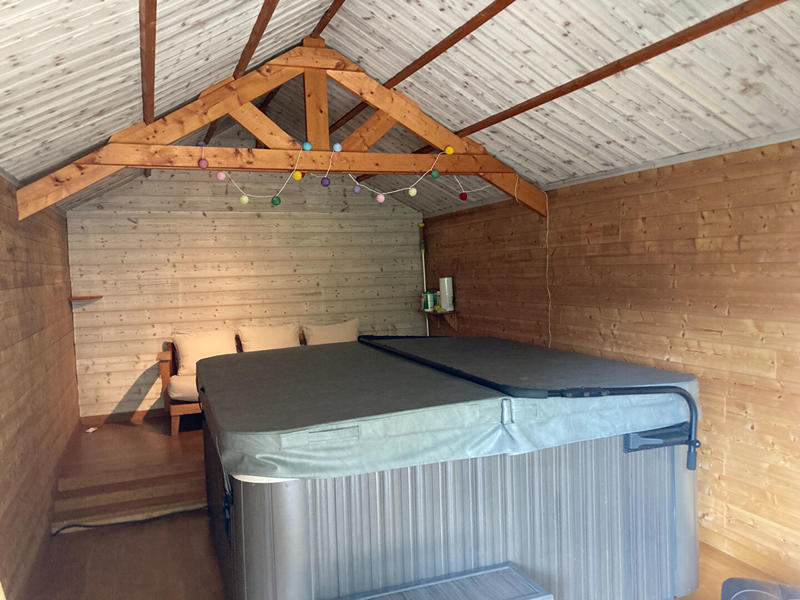 Maison - 253 m² - 8 pièces