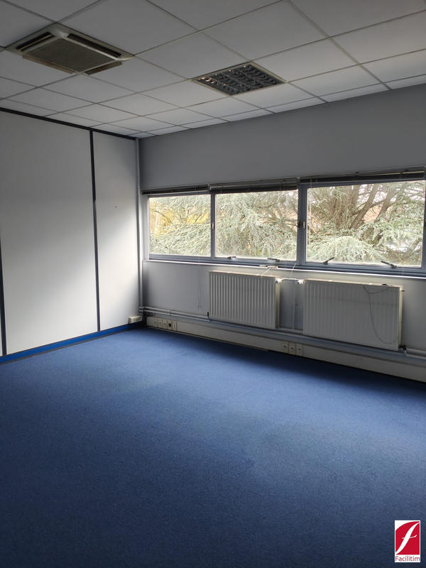 Bureau - 347 m²