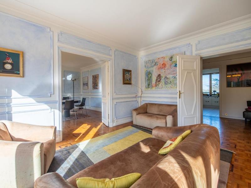 Appartement bourgeois - 156 m² - 5 pièces