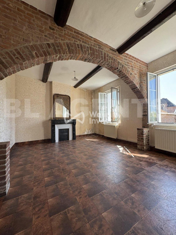 Maison - 95 m² - 5 pièces