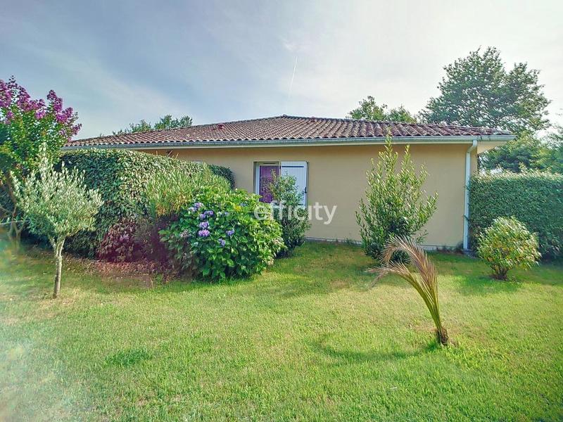 Maison - 332 m² - 24 pièces