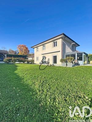 Maison de village - 160 m² - 6 pièces