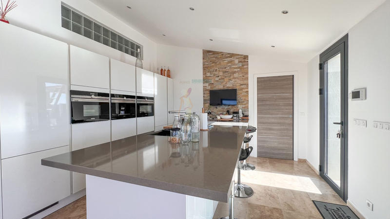 Maison - 84 m² - 4 pièces