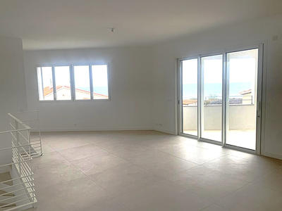 Appartement - 99 m² - 3 pièces