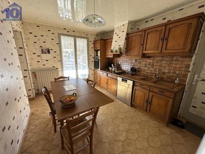 Maison - 100 m² - 5 pièces