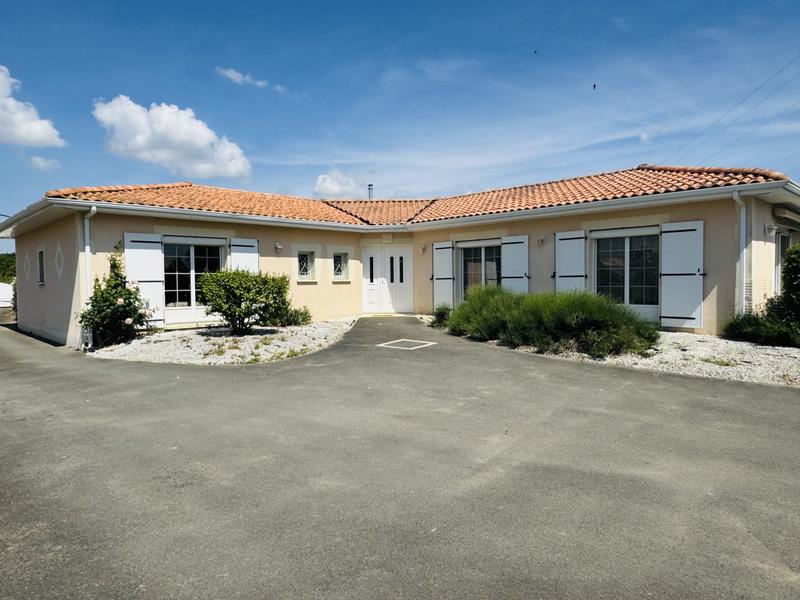 Maison - 170 m² - 5 pièces