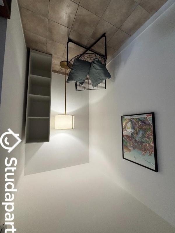 Chambre - 12 m² - 1 pièce