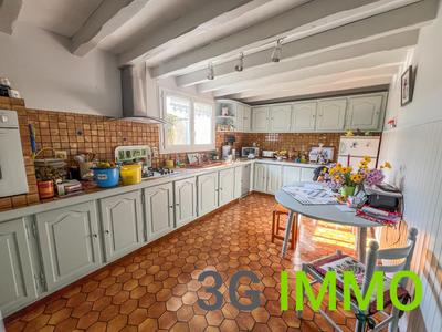 Corps de ferme - 146 m² - 6 pièces