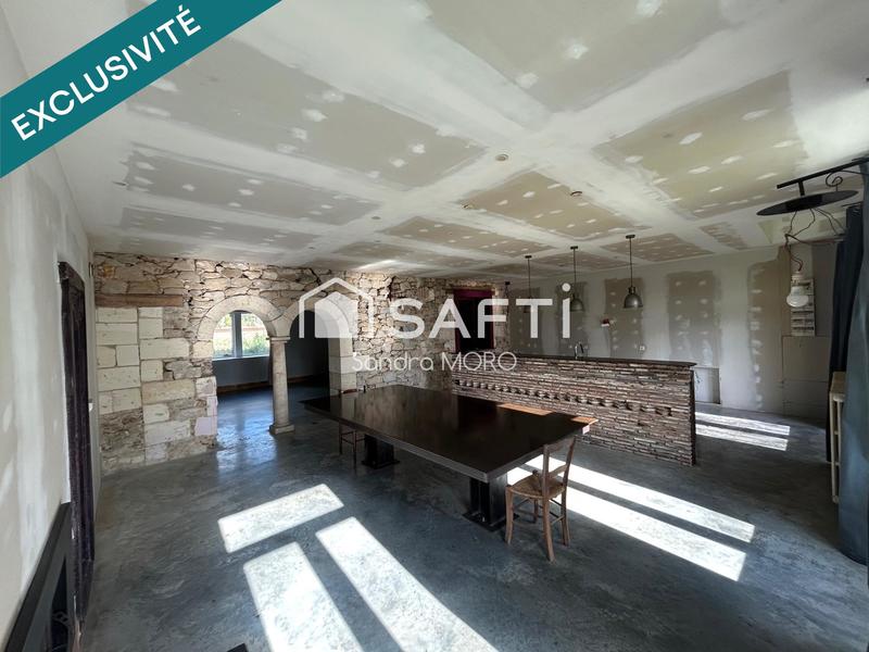 Maison - 214 m² - 6 pièces