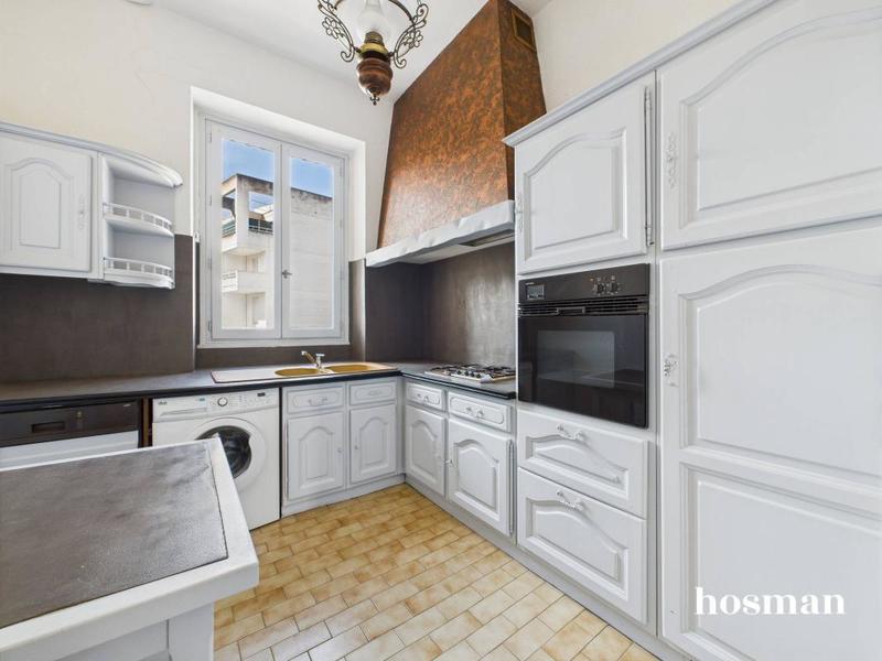 Appartement - 105 m² - 4 pièces