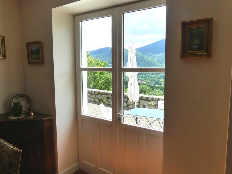 Maison - 201 m² - 8 pièces