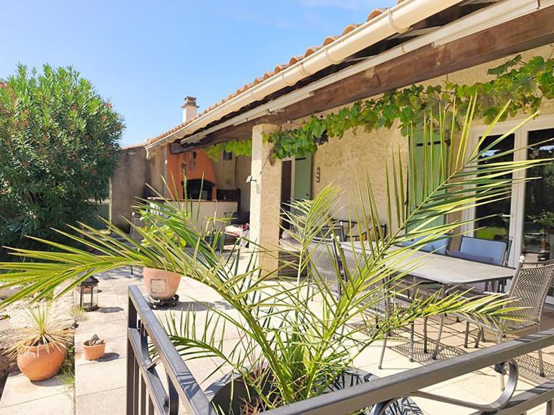 Maison - 213 m² - 7 pièces