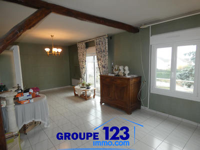 Maison - 80 m² - 4 pièces