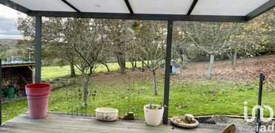 Maison - 140 m² - 5 pièces