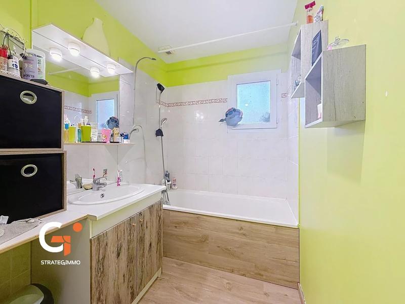 Maison de village - 101 m² - 6 pièces