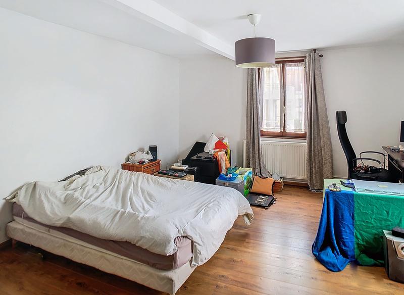 Maison - 99 m² - 4 pièces