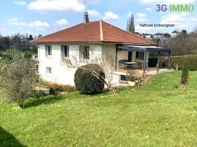 Maison - 132 m² - 7 pièces