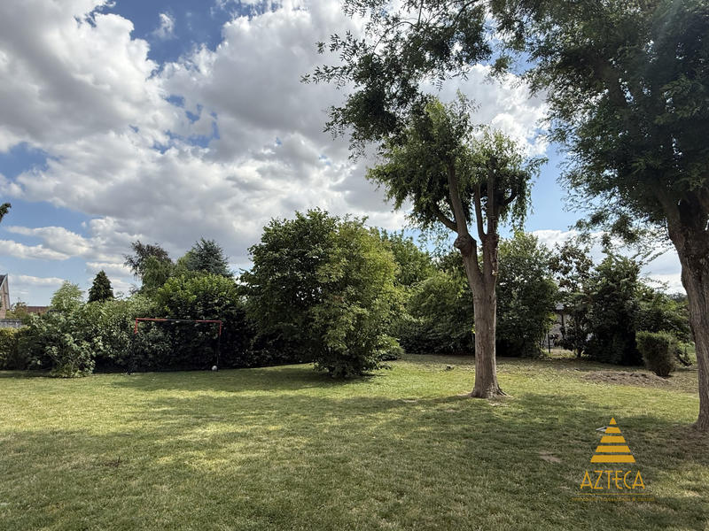 Maison - 180 m² - 8 pièces