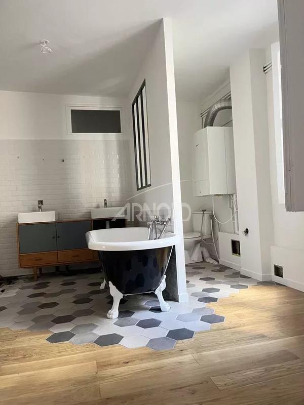 Appartement - 149 m² - 5 pièces