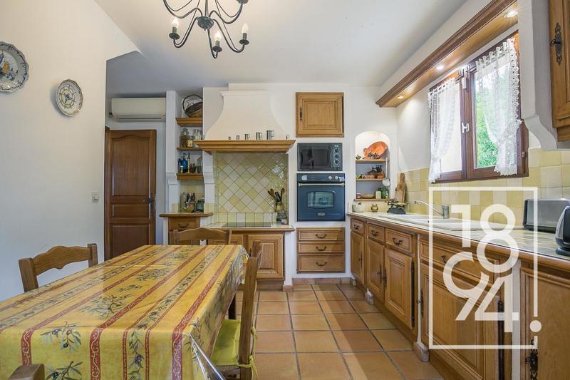 Villa - 139 m² - 4 pièces