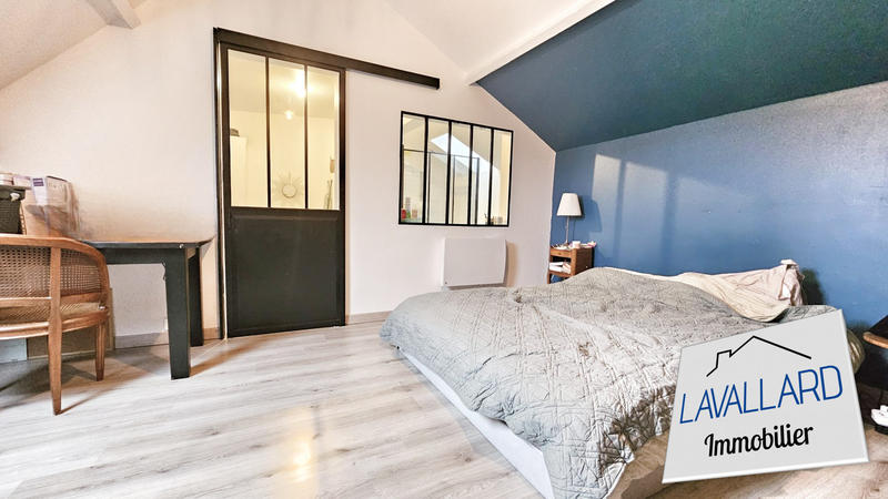 Maison traditionnelle - 145 m² - 6 pièces