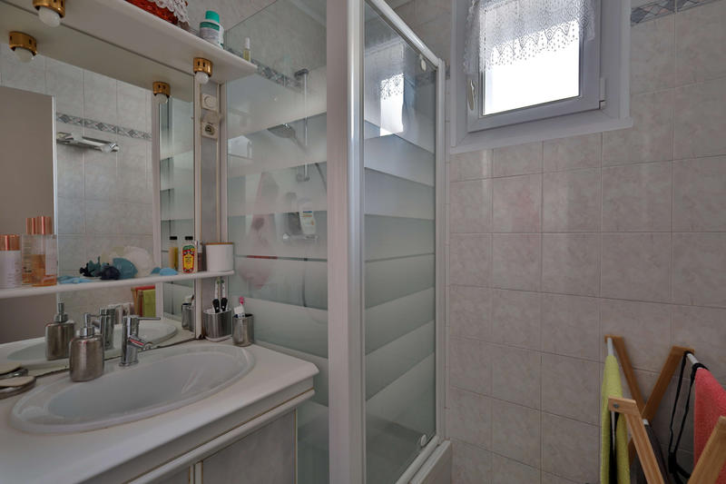 Appartement - 64 m² - 4 pièces