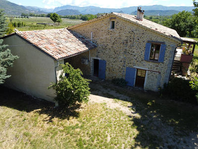 Maison - 266 m² - 9 pièces