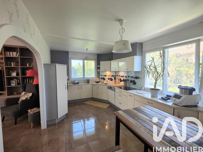 Maison - 101 m² - 5 pièces