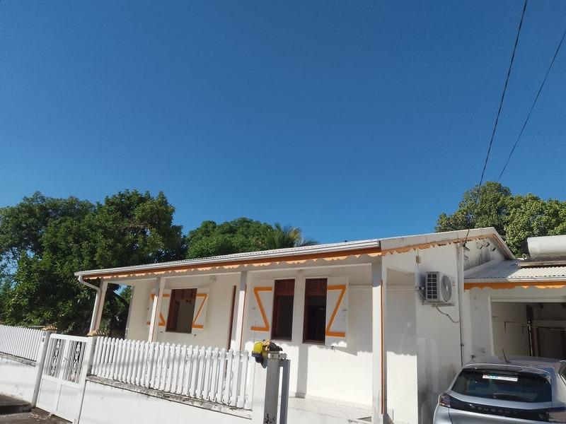 Maison - 60 m² - 4 pièces