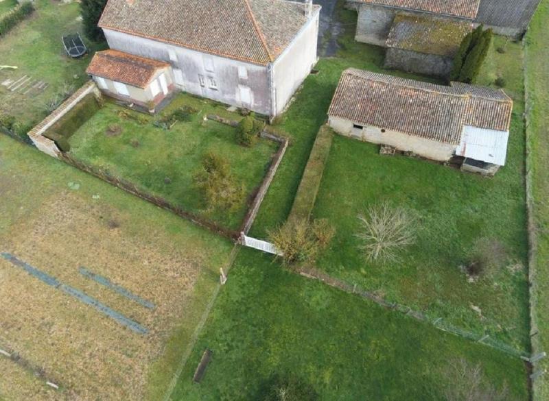 Maison - 210 m² - 7 pièces