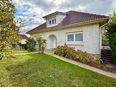 Maison - 120 m² - 5 pièces