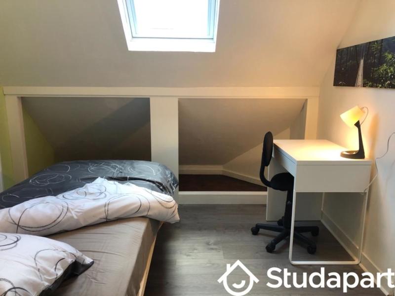 Chambre - 12 m² - 1 pièce