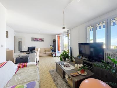 Appartement - 70 m² - 3 pièces