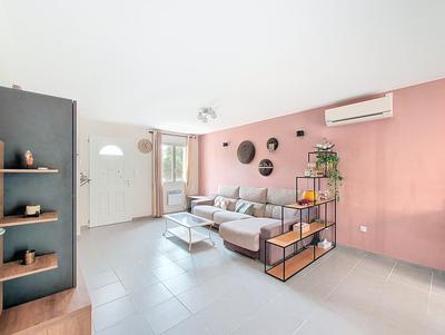 Villa - 93 m² - 4 pièces