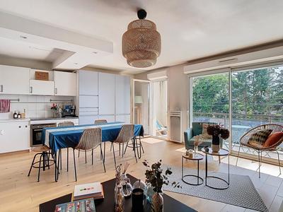 Appartement - 69 m² - 3 pièces