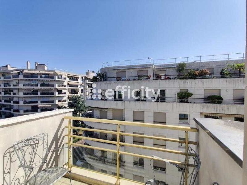 Appartement - 60 m² - 2 pièces