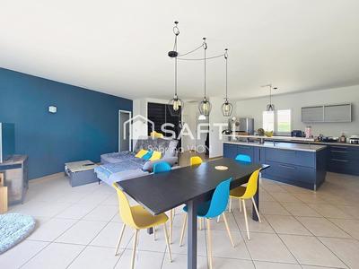 Maison - 102 m² - 4 pièces