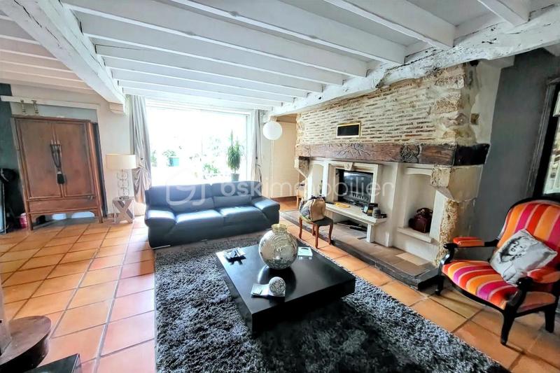 Maison traditionnelle - 177 m² - 7 pièces