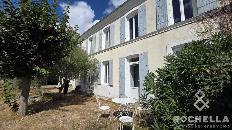 Maison ancienne - 228 m² - 8 pièces