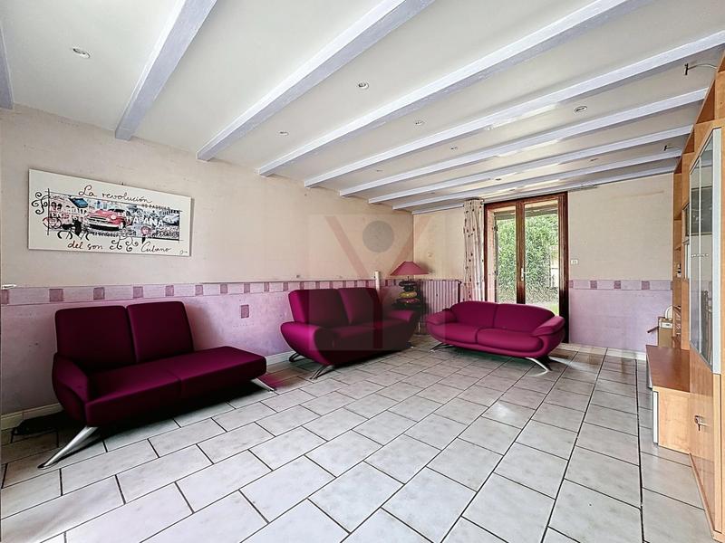 Maison traditionnelle - 182 m² - 5 pièces