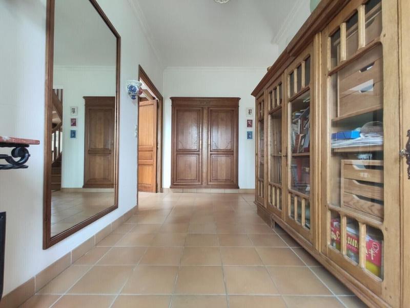 Maison d'architecte - 385 m² - 8 pièces