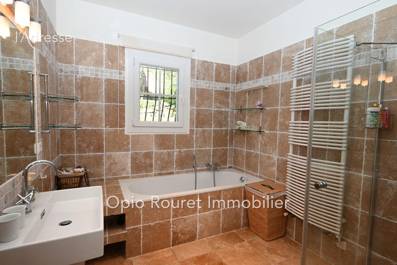 Maison - 195 m² - 7 pièces