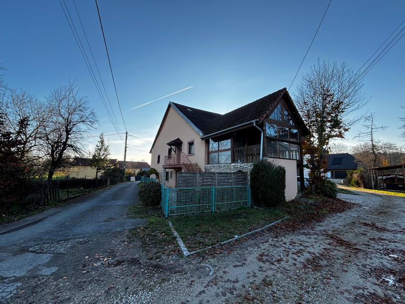 Appartement - 103 m² - 4 pièces