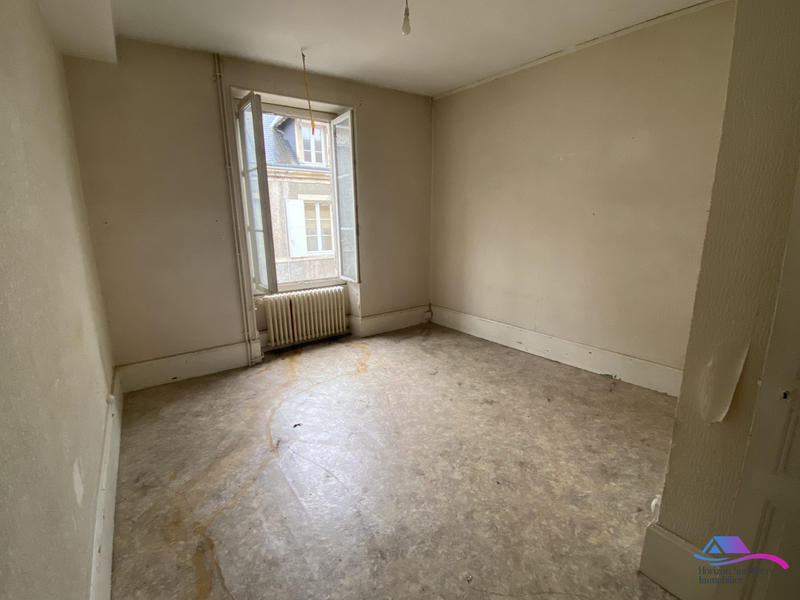 Maison - 171 m² - 8 pièces