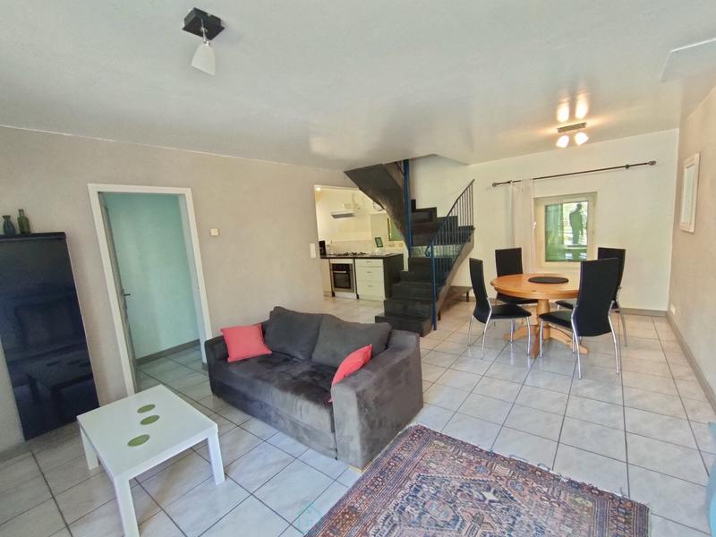 Maison - 360 m² - 19 pièces