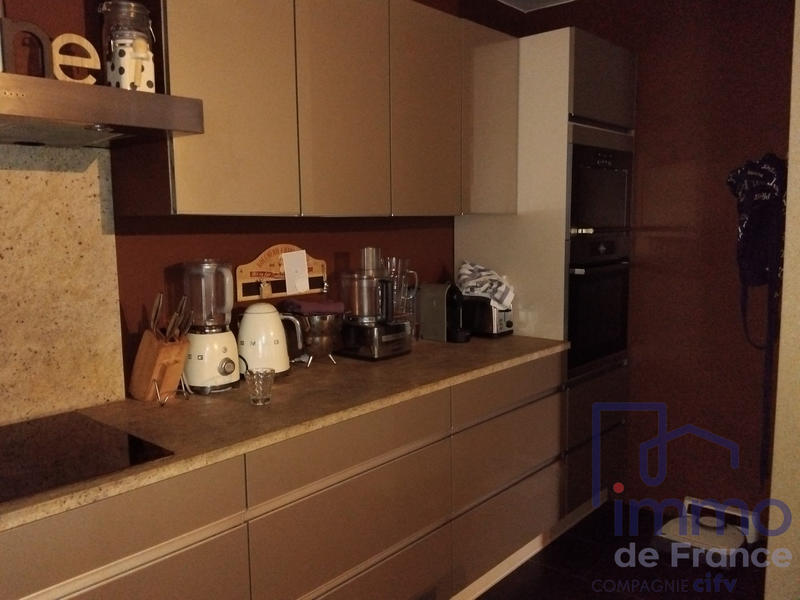 Villa - 168 m² - 5 pièces