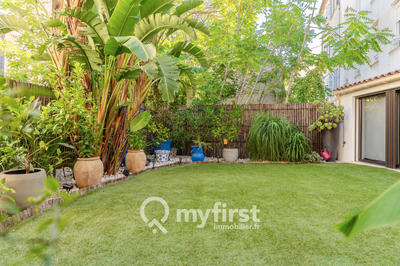 Appartement - 204 m² - 6 pièces