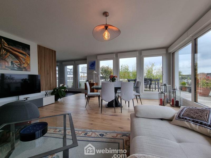 Appartement - 93 m² - 4 pièces