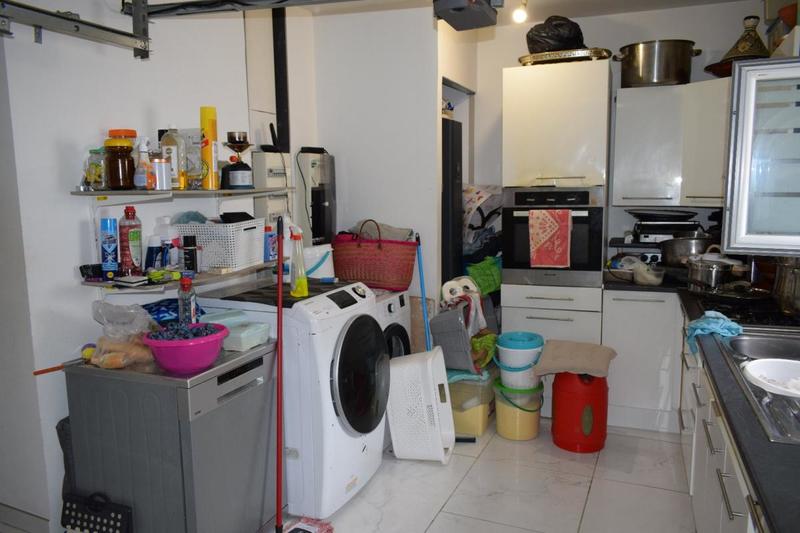 Maison - 160 m² - 11 pièces